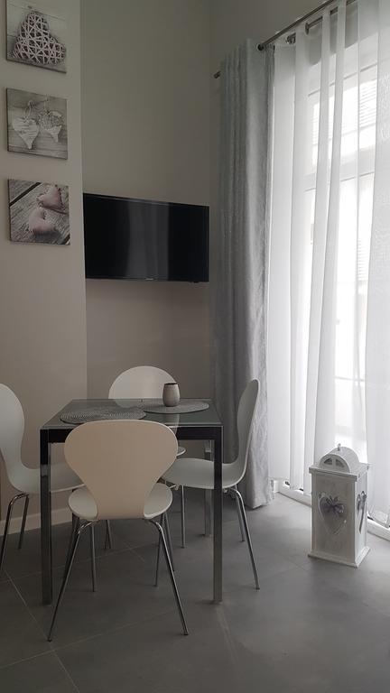 Apartament Magnolia Przy Morzu ミエンジズドロイェ エクステリア 写真